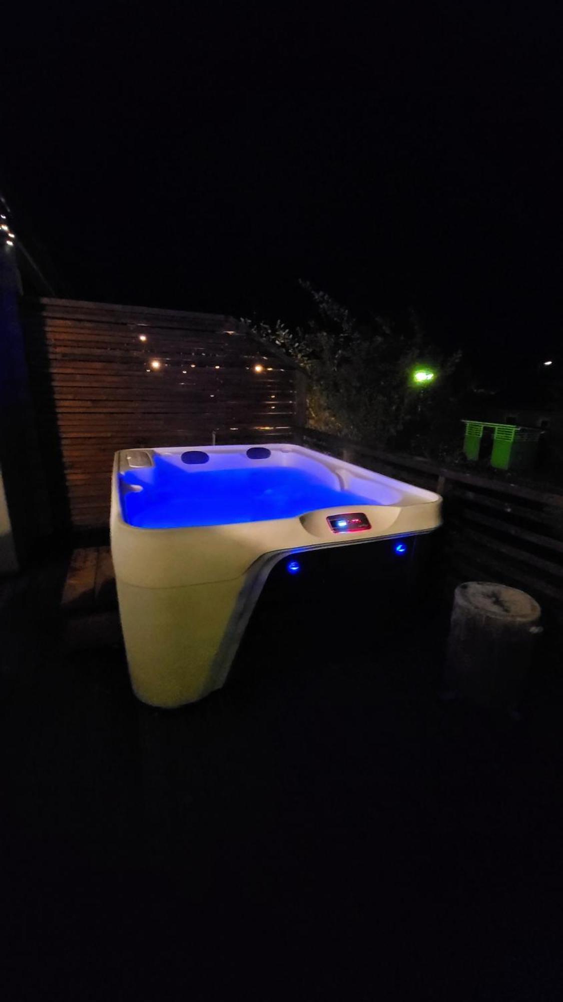 Soepoe Moekki Himoksella Palveluiden Vieressae Villa Jämsä Exterior foto